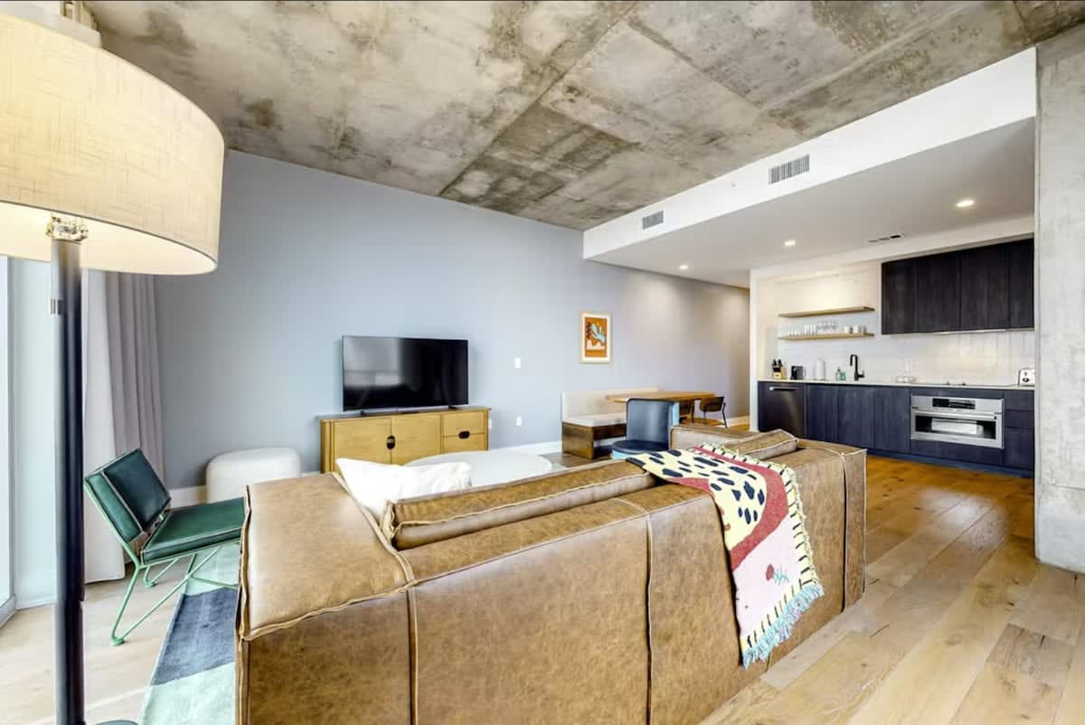 Condo 1205 — photo 5